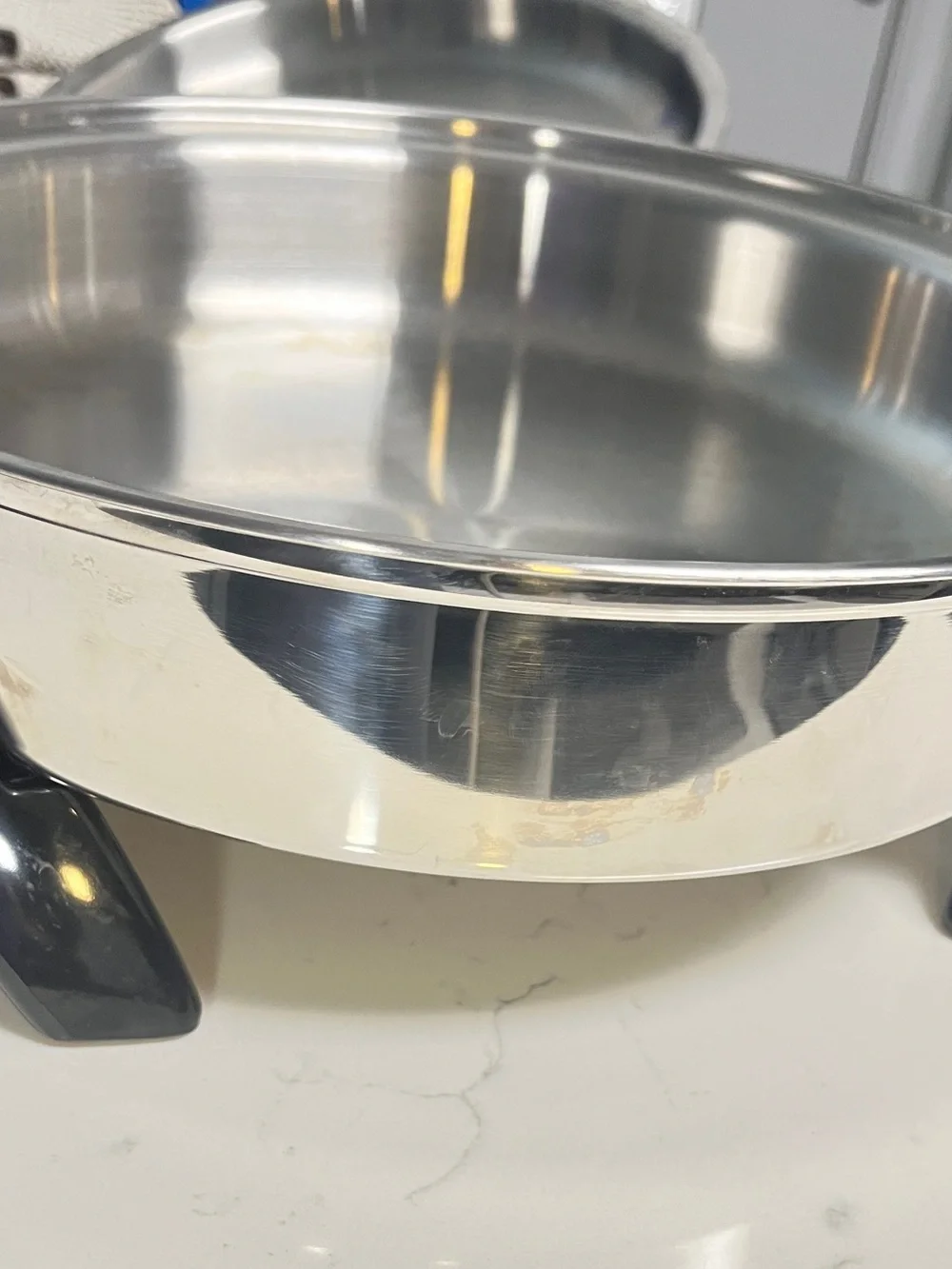 Saladmaster 12” Oil Core Electric Skillet, model SA012OCU,